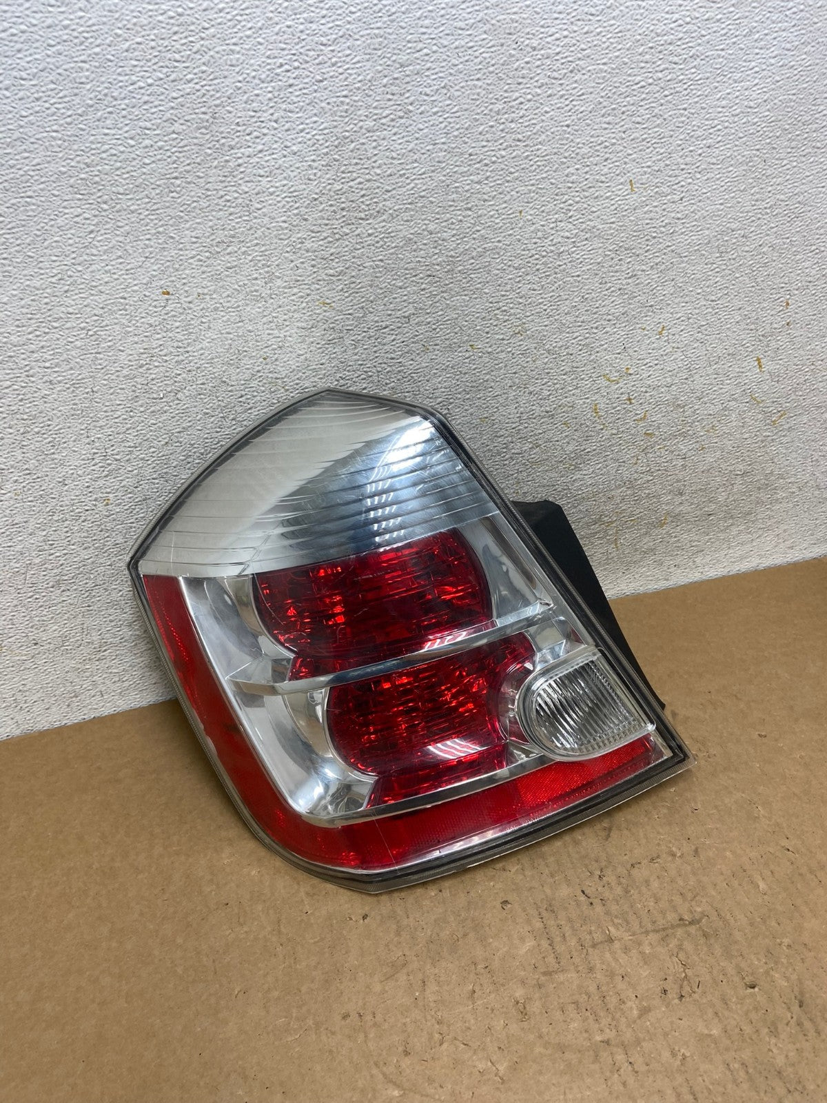 2007 to 2012 Nissan Sentra Left Driver LH Side Tail Light AI3397 LK2
