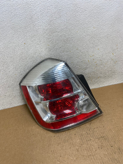 2007 to 2012 Nissan Sentra Left Driver LH Side Tail Light AI3397 LK2