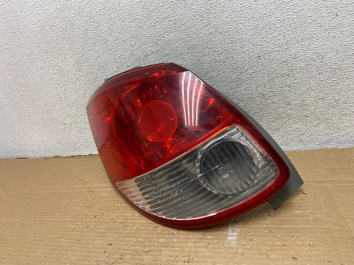 2003-2004 Toyota Matrix Left Driver LH Side Tail Light AG9072 LK2
