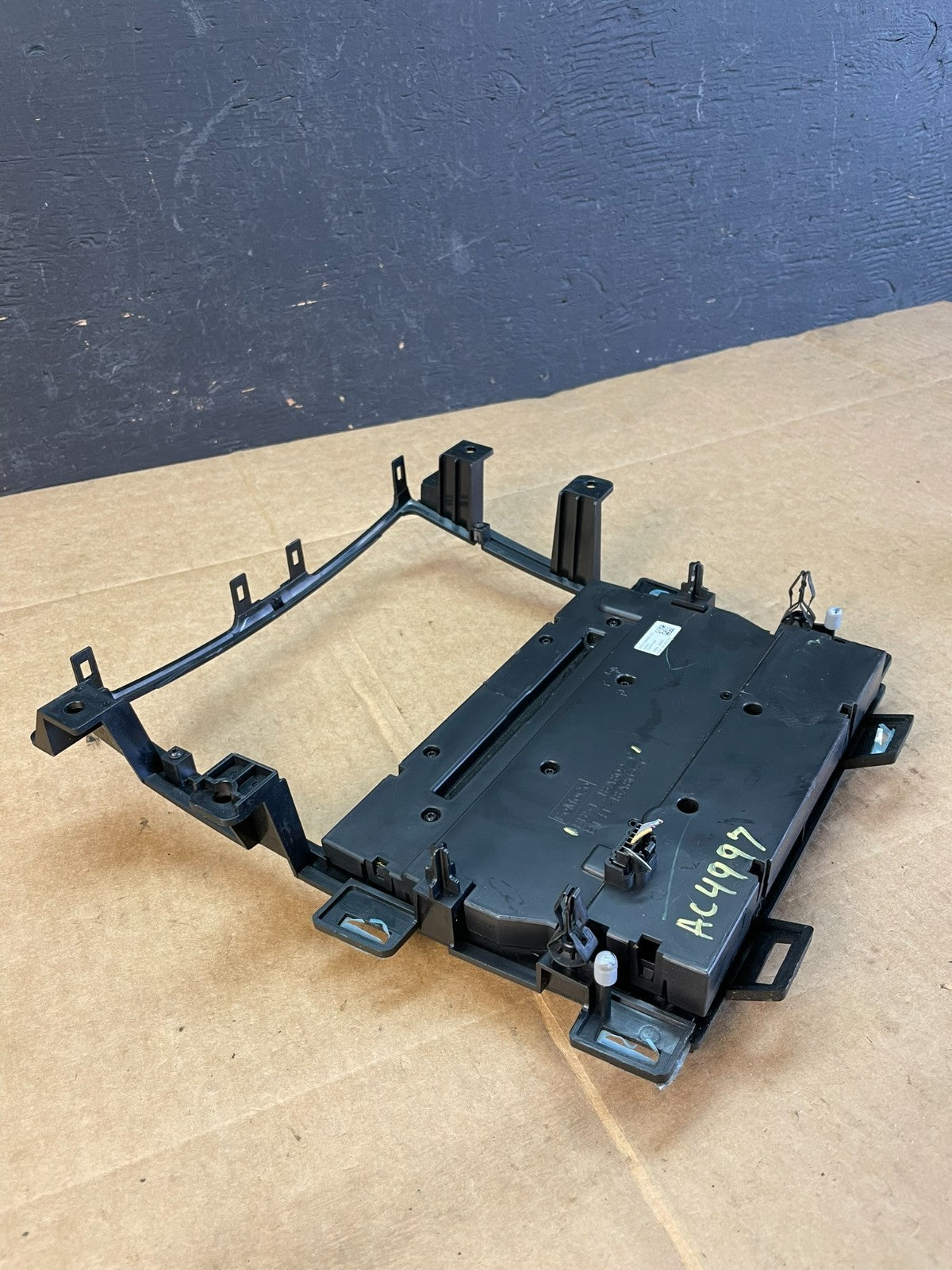 2011-2014 Ford Edge Heater Climate Control Sony Radio CD Control Dash AC4997 DG6