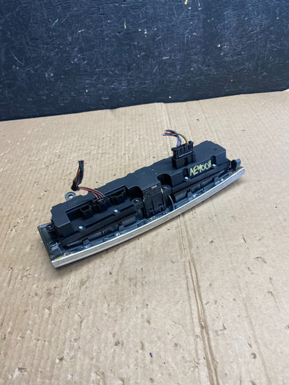 2005 - 2007 Mercedes C230 C240 Center Console Switch Control Unit AE4008 DG5