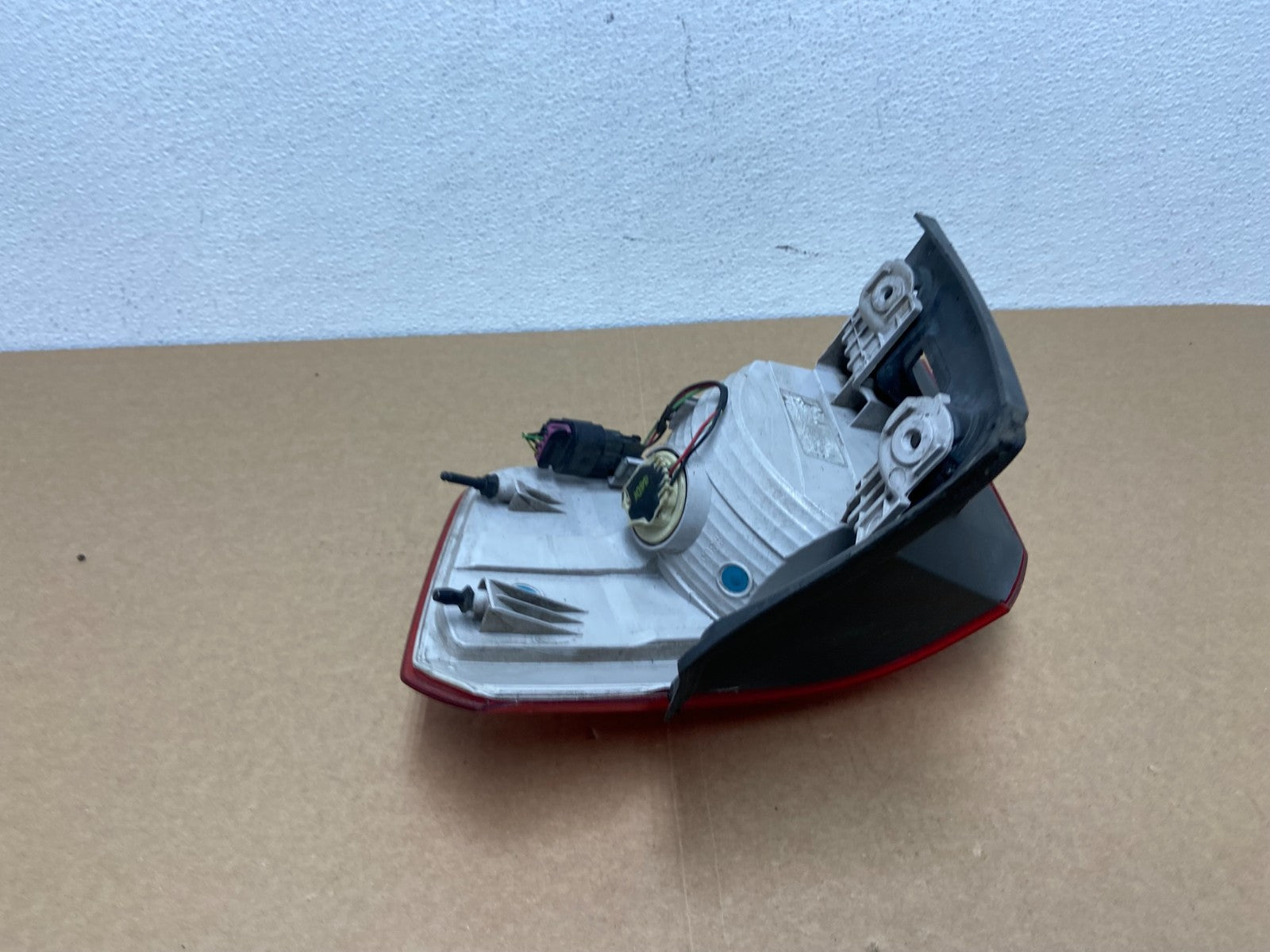 2010 to 2017 GMC Terrain Halogen Tail Light Left Driver Lh Side OEM AB9941 DW4