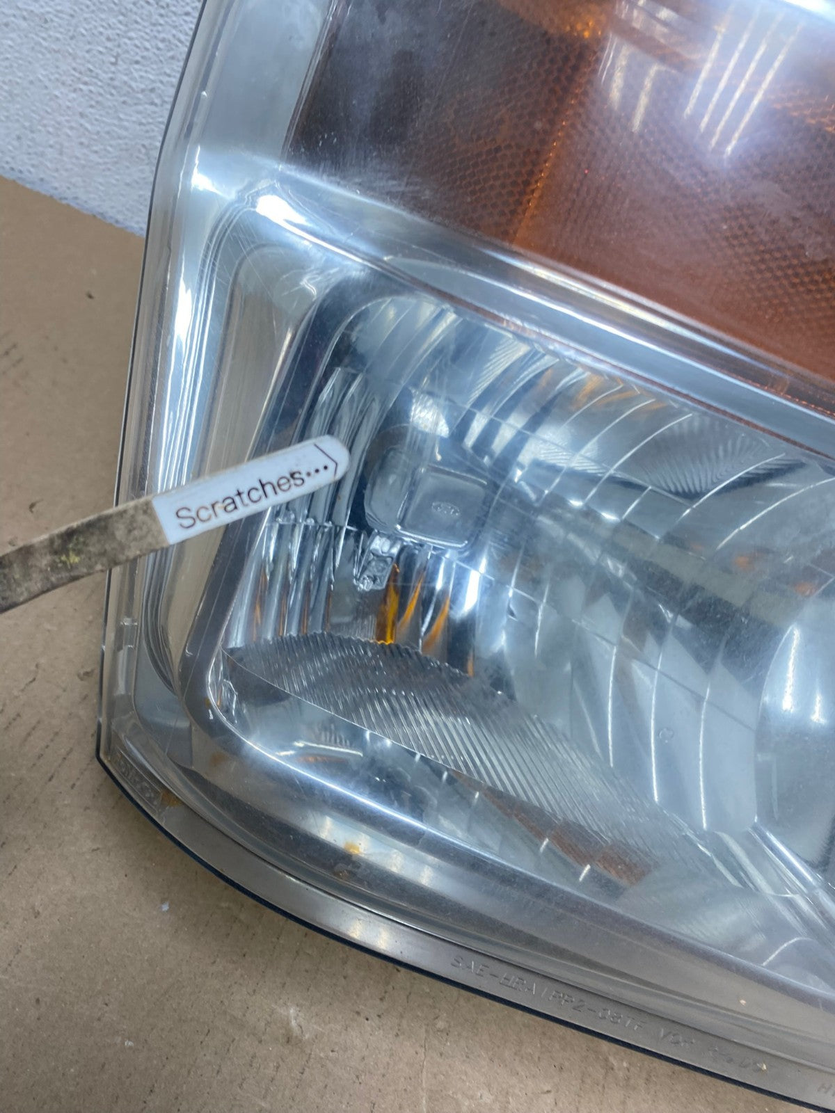 2008 to 2010 Ford F250 Super Duty Right Passenger RH side Headlight AF3048 LK3