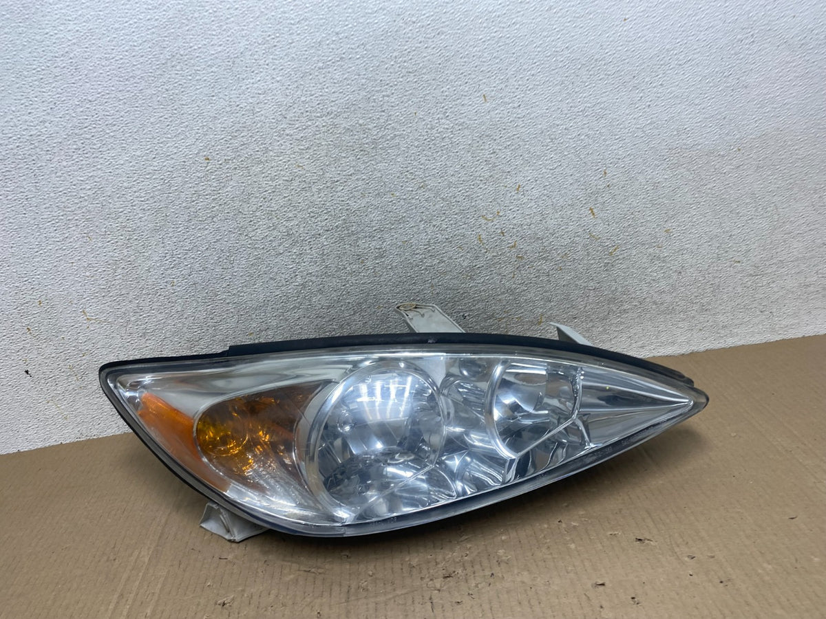 2002 to 2004 Toyota Camry Halogen Headlight Right Passenger Rh DEPO AI9591 LK0