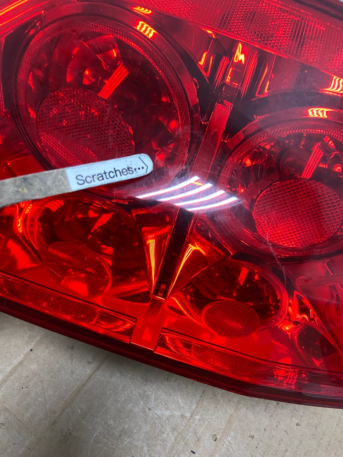 2003 2004 2005 Honda Pilot Left Driver LH Side Tail Light AD6010 LK3