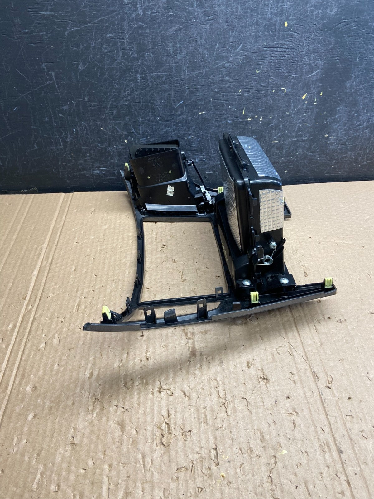 2010-2014 Subaru Legacy Outback Vent Radio Panel Trim Bezel AF6422 DG5