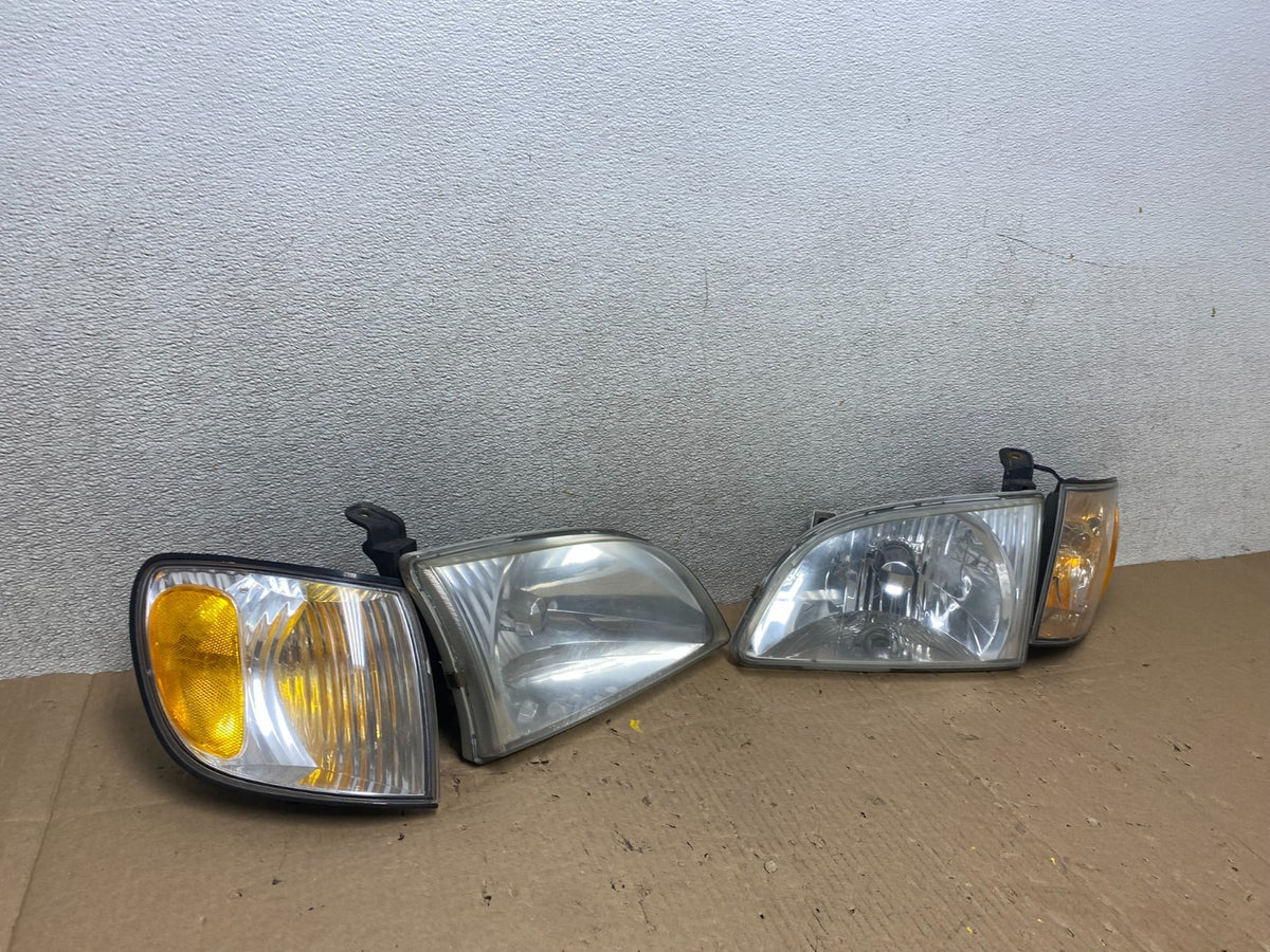 2001 2002 2003 Toyota Sienna Left+Right Side Set Headlights Halogen T5730 DW2