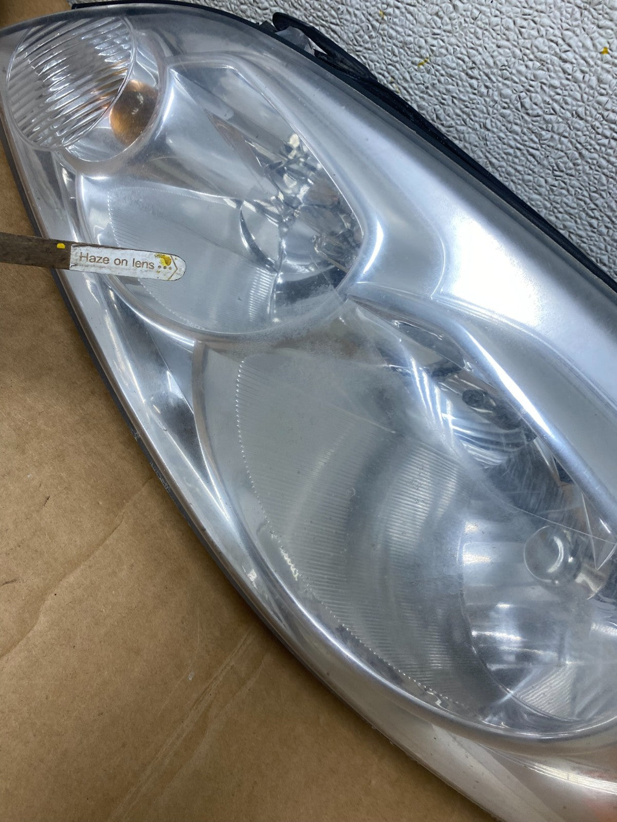 2006 - 2013 Chevrolet Impala Left+Right Set Headlights Halogen T2095 DW8