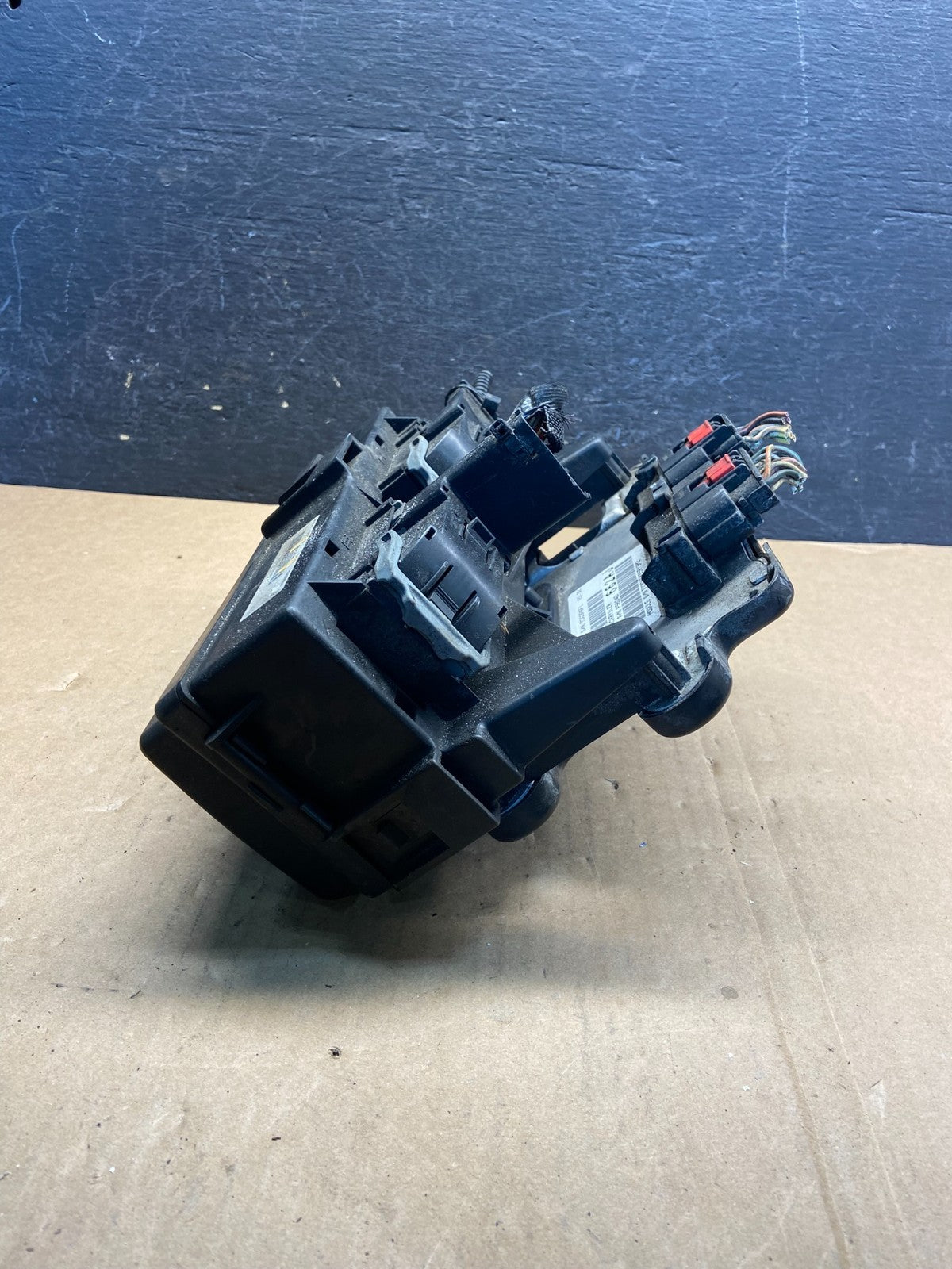 2005 Jeep Grand Cherokee Integrated Power Fuse Box Relay AG1591 DW3
