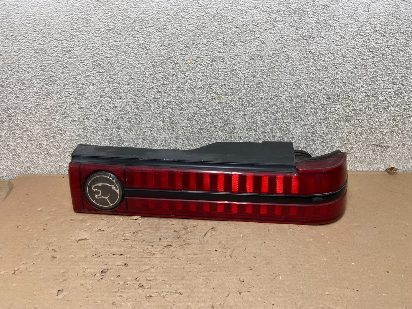 1987 Mercury Cougar Right Passenger RH Tail Light AB0923 LK0
