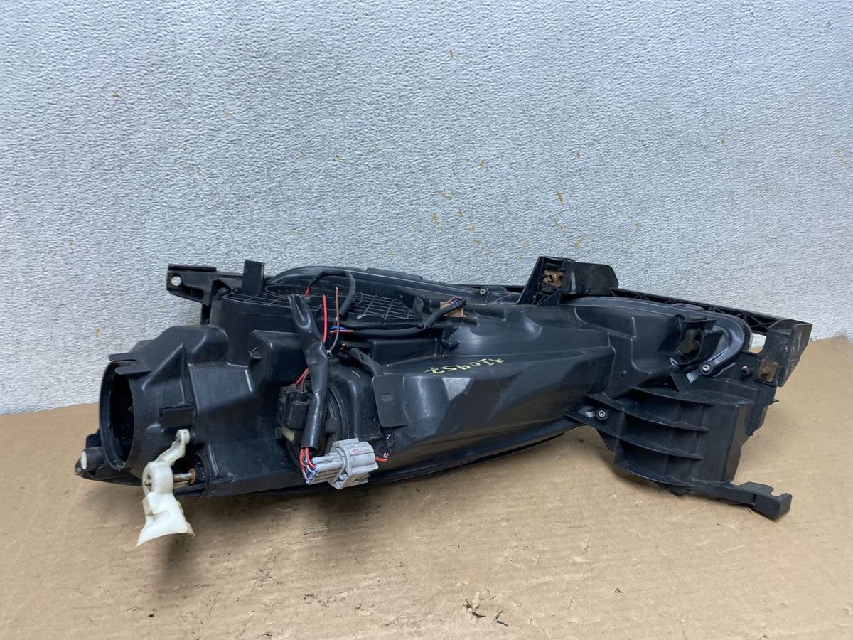 2011 - 2013 Mazda 6 Right Passenger RH Side Halogen Headlight AI0957 DW7