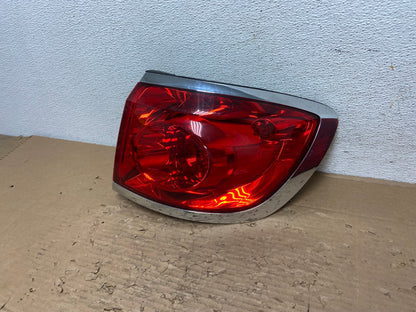 2008-2012 Buick Enclave Right Passenger Rh Tail Light AD4396 LK1