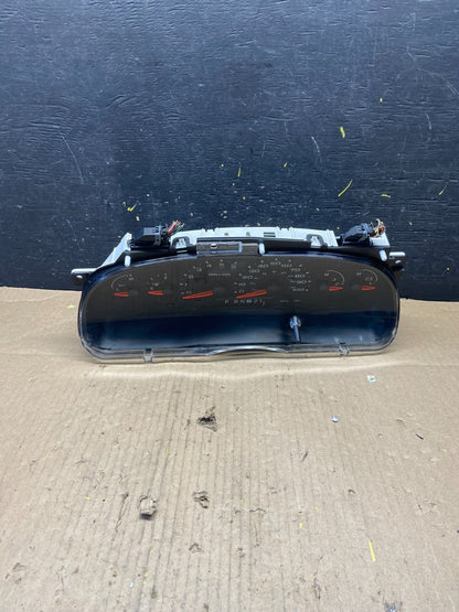 2004 to 2008 Ford E150 E250 Gauge Speedometer Cluster t4832 DG0
