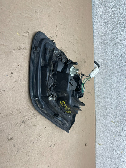 1997 1998 1999 Nissan Maxima Right Passenger RH Inner Tail Light Oem Q4825 DW6