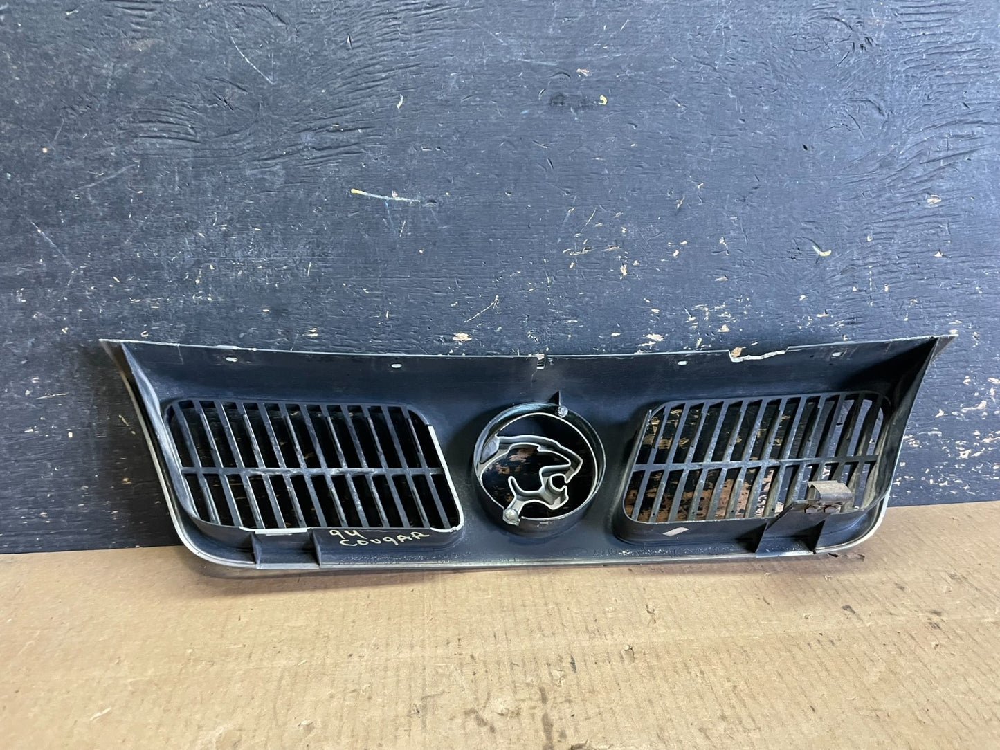 1991 1992 1993 Mercury Cougar Front Upper Grille Grill aa5946 DG3