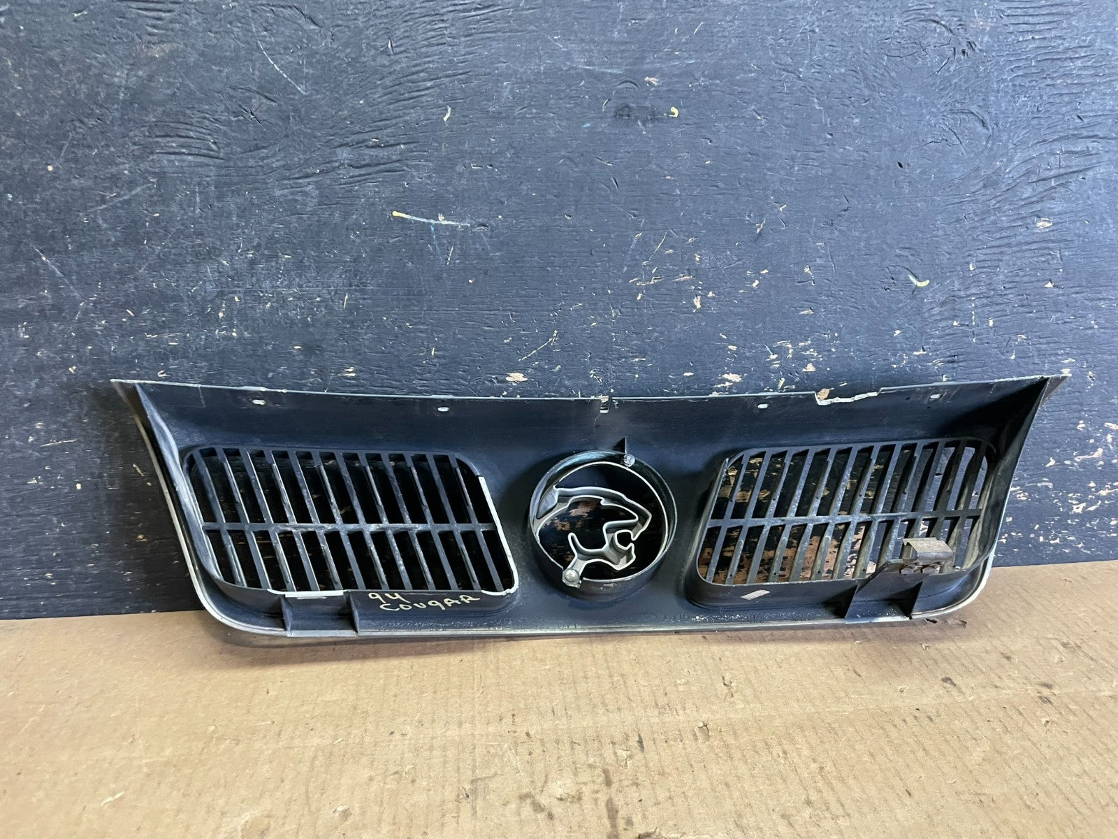1991 1992 1993 Mercury Cougar Front Upper Grille Grill aa5946 DG3