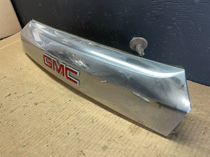 2010-2015 Gmc Terrain Lift Gate Handle Trim Back Up Camera 20942264 AB3287 DG2