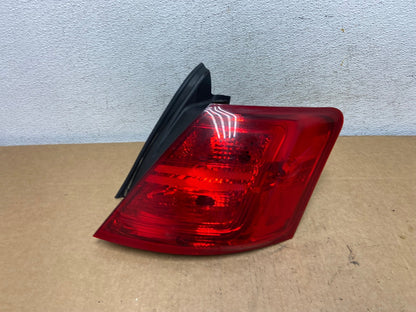 2014 to 2018 Ford Taurus Interceptor Right Passenger RH Tail Light AD6192 LK0