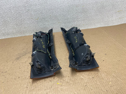 1997 to 2001 Honda Crv Cr-v Left+Right Set Tail Lights W5139 DW11