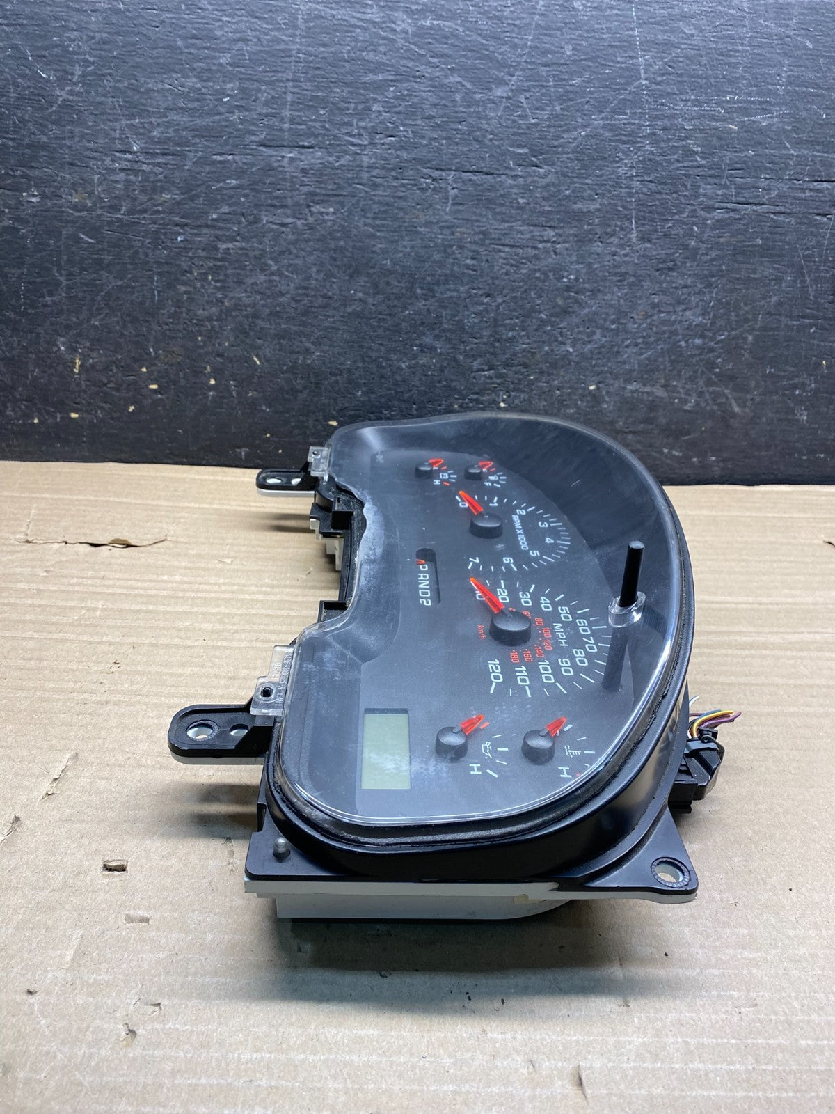 2004 2008 Ford F150 F-150 Speedometer Cluster Gauge AH9933 DG2