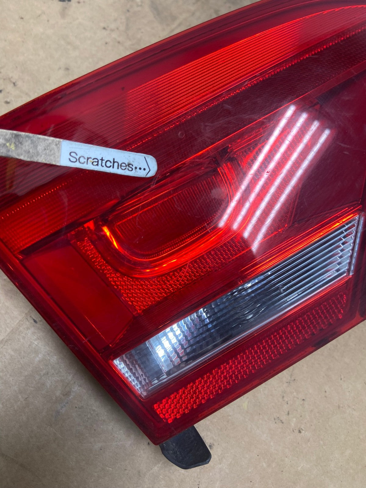 2012 to 2015 Volkswagen Passat Left Driver Lh Inner Tail light AD5142 LK3