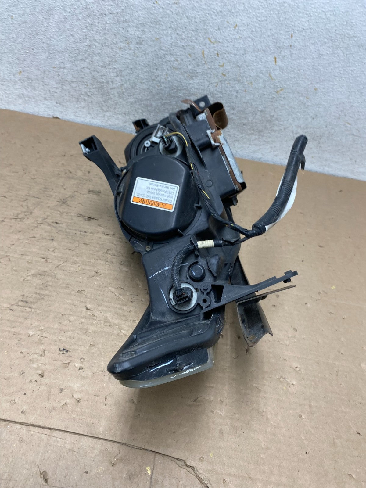2004 2005 2006 Acura TL Headlight Left Driver LH Side Xenon HID AI1077 DW8