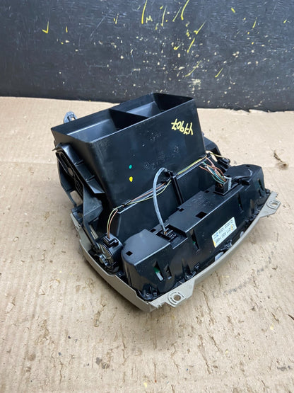 2007 - 2009 Mercedes W211 E550 E320 Center Console AC Heater Air Vent Y7907 DG4