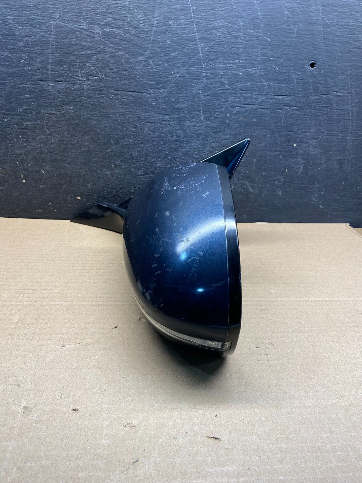 2017-2019 Kia Cadenza Left Driver Side View Door Mirror Turn Signal AH9750 DG10