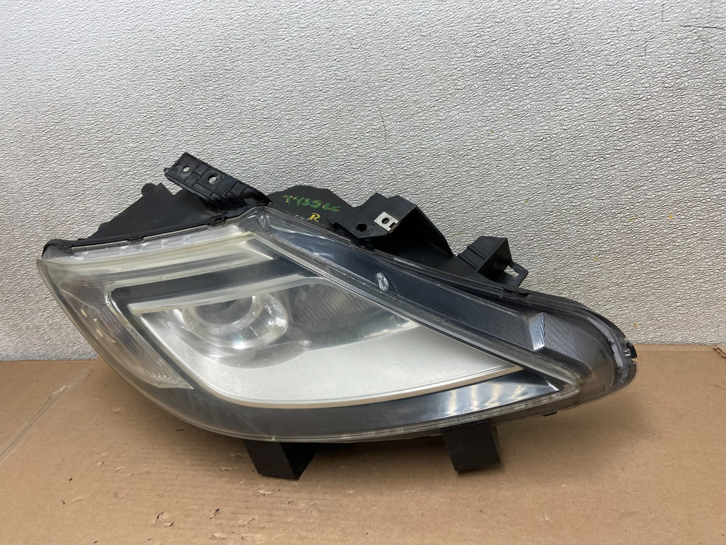 2007 - 2009 Mazda Cx9 Cx-9 Right Passenger RH Headlight Halogen Oem AA9914 DW1