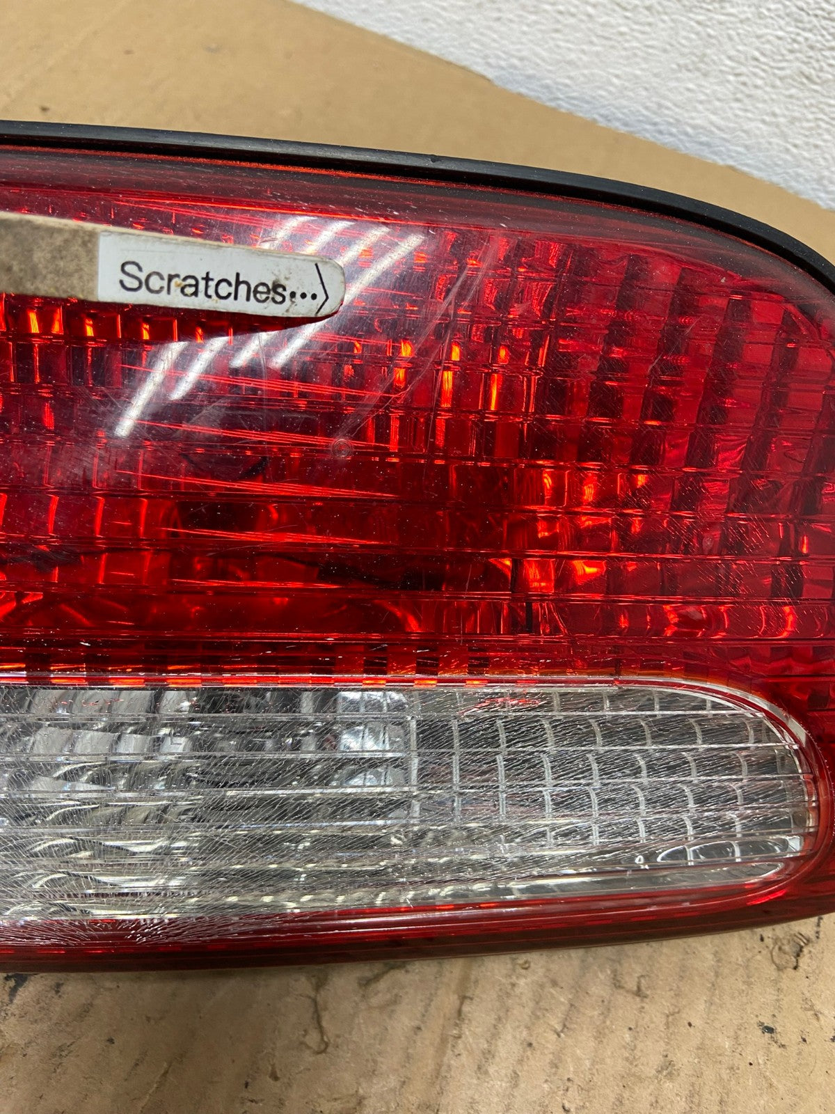 2001 2002 2003 Toyota Sienna Left Driver Lh Side Inner Tail Light AD2382 LK3