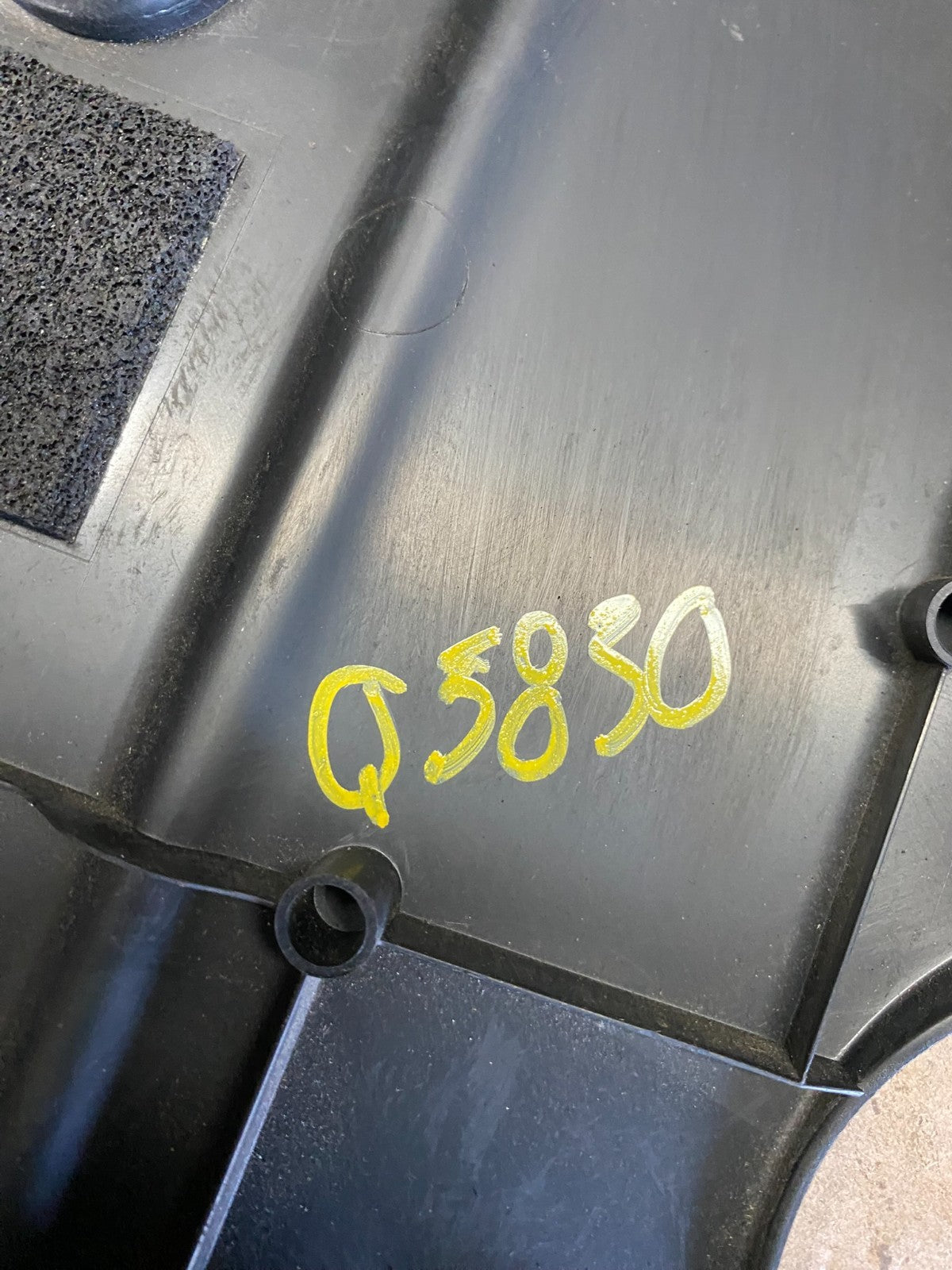 2006 to 2007 Toyota Highlander Hybrid Engine Motor Top Front Cover Q5830 DG9