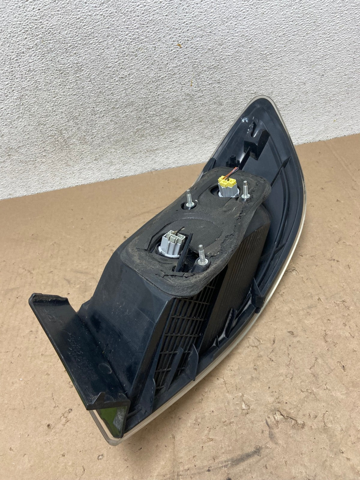 2010 2011 2012 2013 Mazda 3 Left Driver Lh Side Tail Light AG5398 LK7