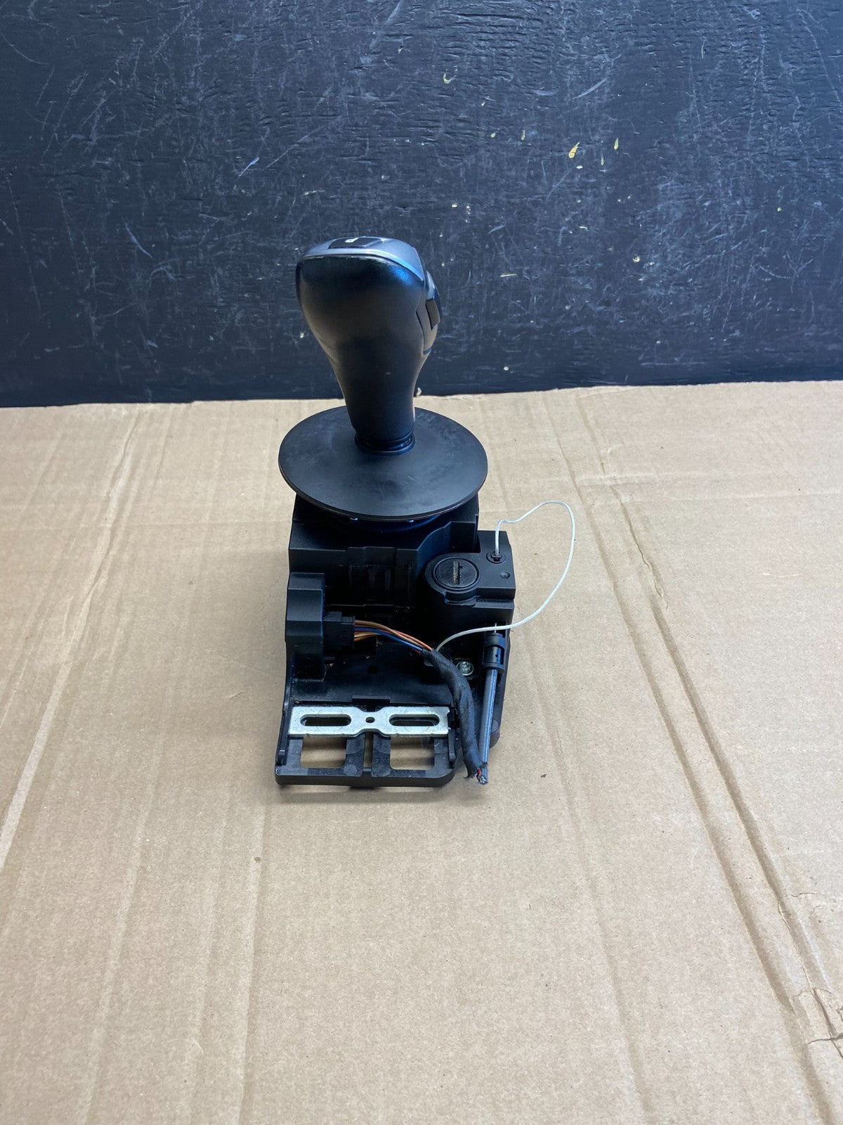 2008-2010 BMW 528I 535I E60 Auto Gear Selector Transmission Shifter AD7019 DG3