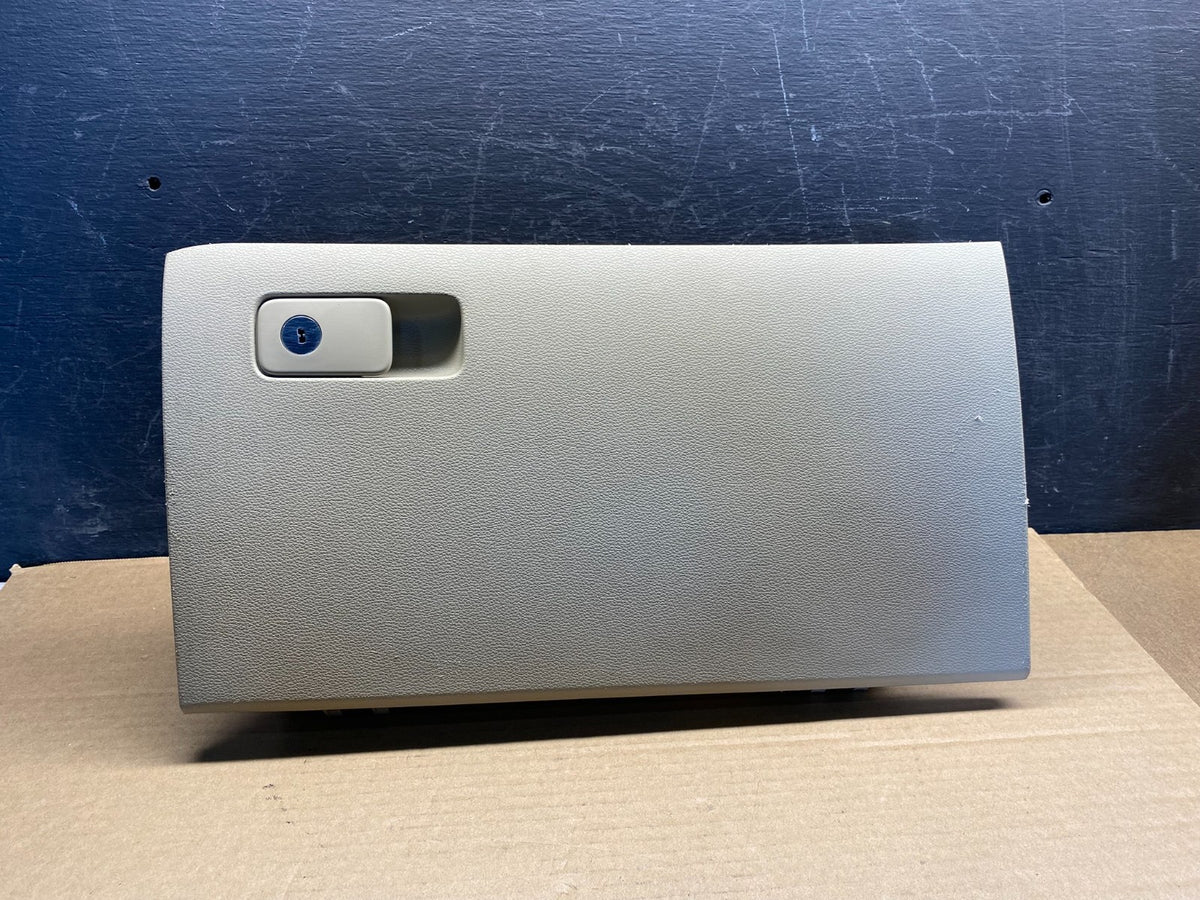 2015 to 2017 Hyundai Sonata Glove Box AI0022 DW0