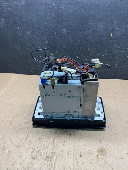 2006 to 2012 Mercedes ML350 GL450 Radio Navigation Screen Display P1649 R DG5