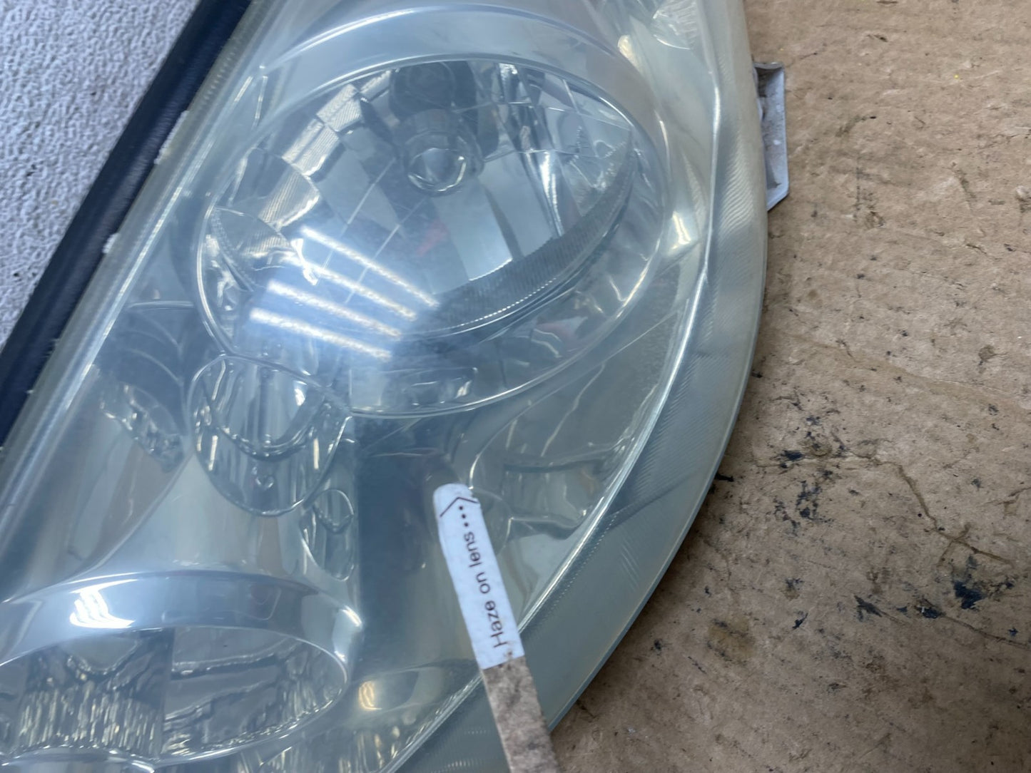 2005 to 2006 Toyota Camry Left Driver LH Halogen Headlight AG3244 DW3