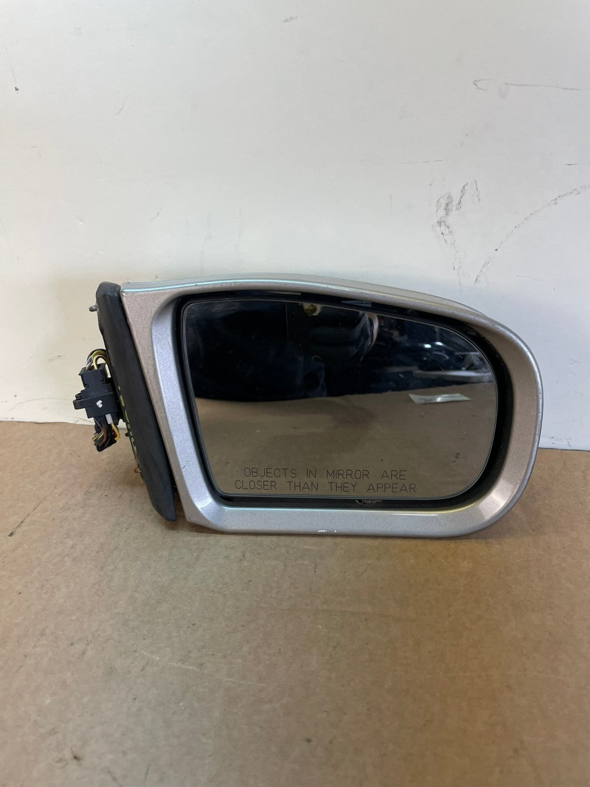 2000 - 2002 Mercedes-Benz E-Class Right Passenge Side View Door Mirror AH0266 LK5