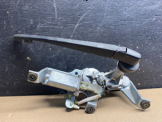 2003 to 2005 Subaru Forester Rear Wiper Motor 86510SA070 Z4865 PS0