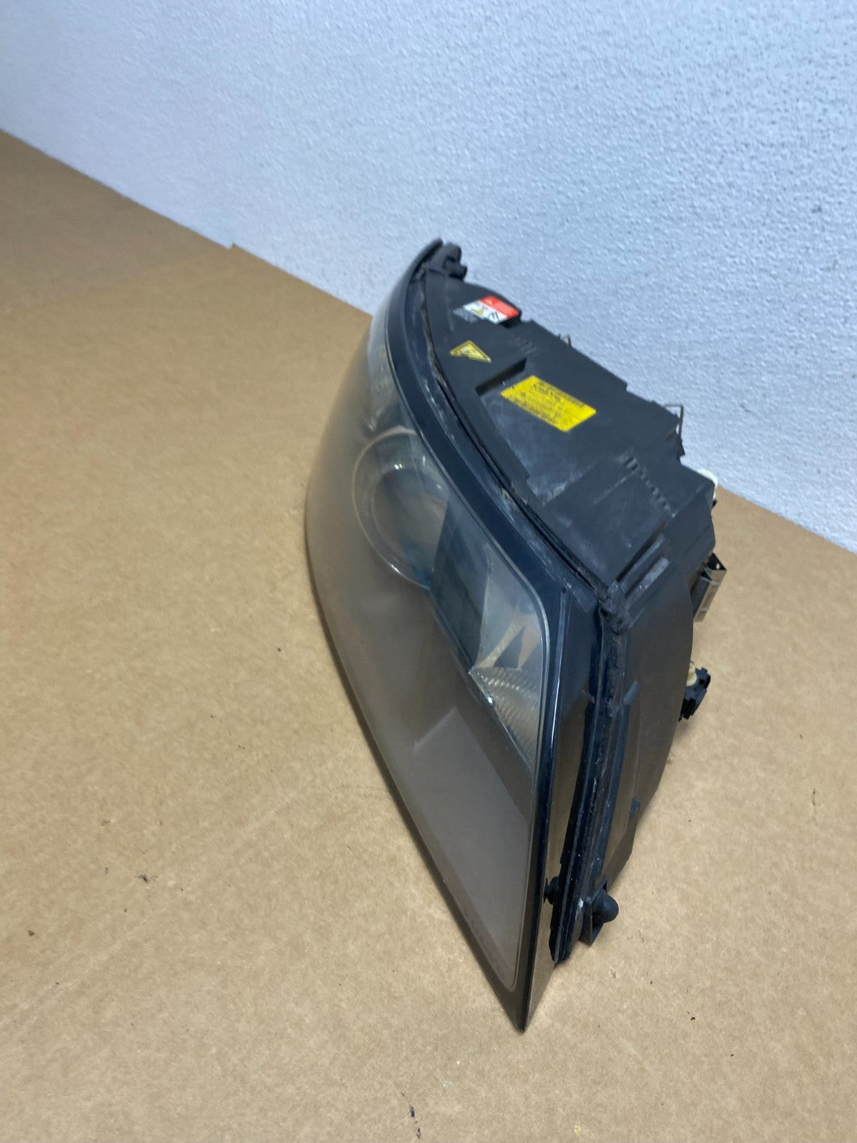 2007-2010 Volvo C70 Convertible Right Passenger RH Side Headlight AC1663 DG1