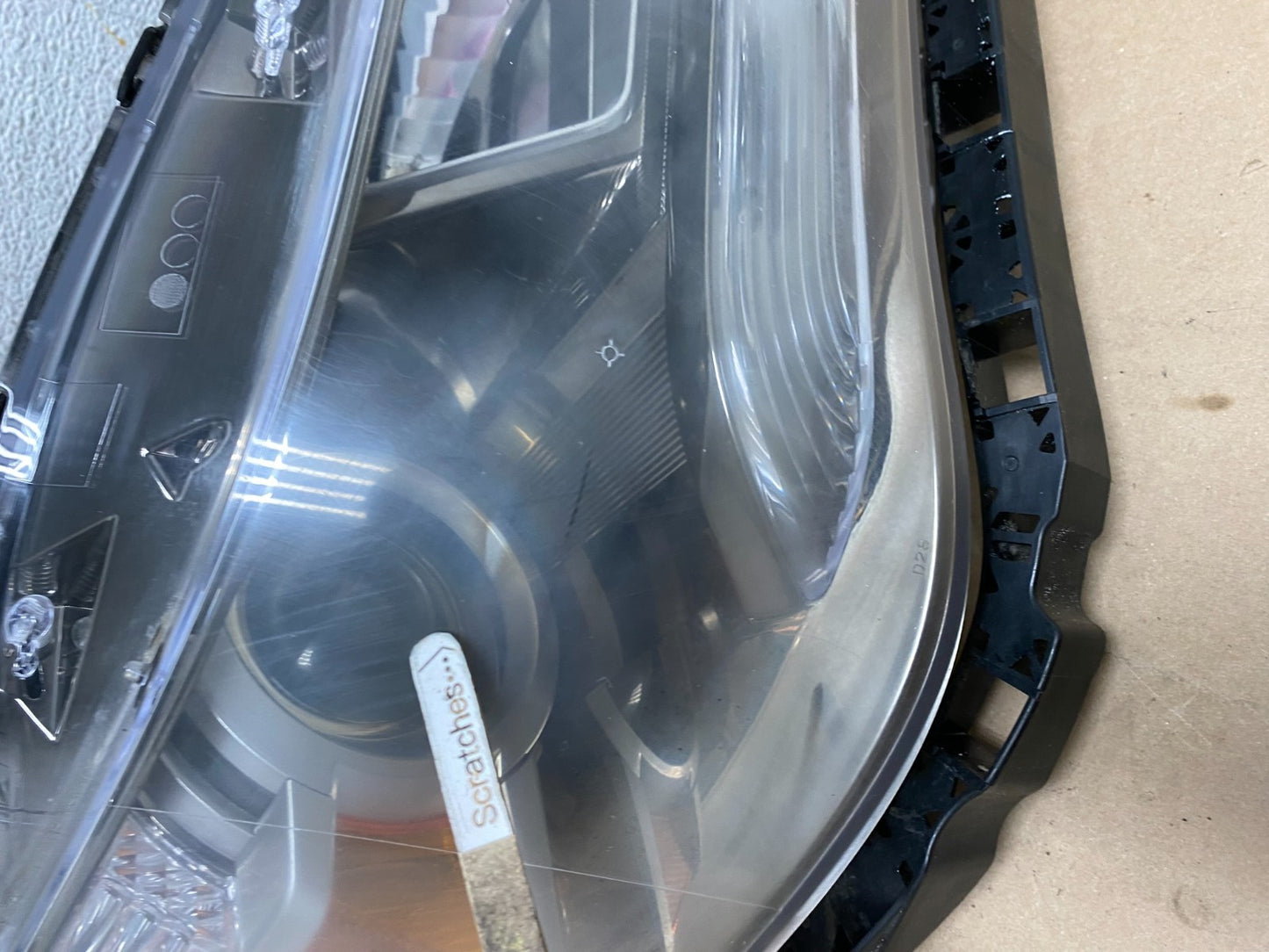 2009 to 2012 Acura RL Right Passenger RH Side Xenon HID Headlight AG4521 DW3
