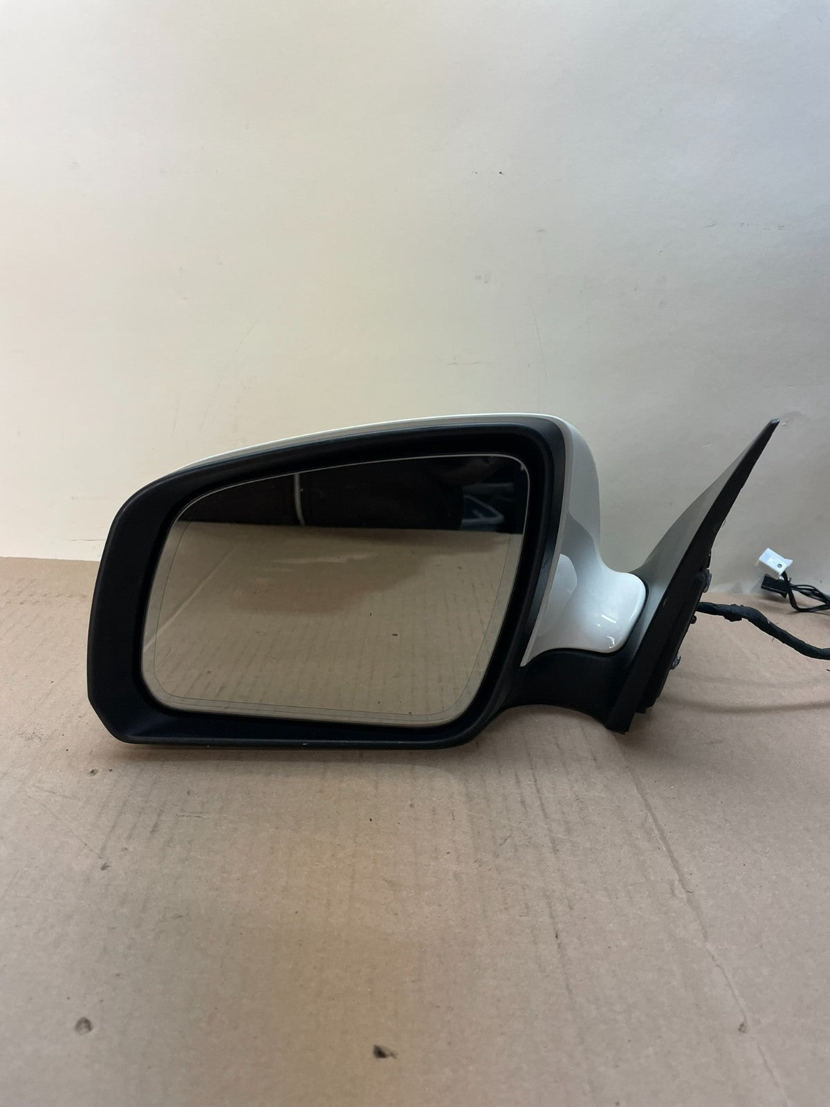 2008 to 2009 Mercedes C-Class Left LH Side View Door Mirror AJ0700 DG7