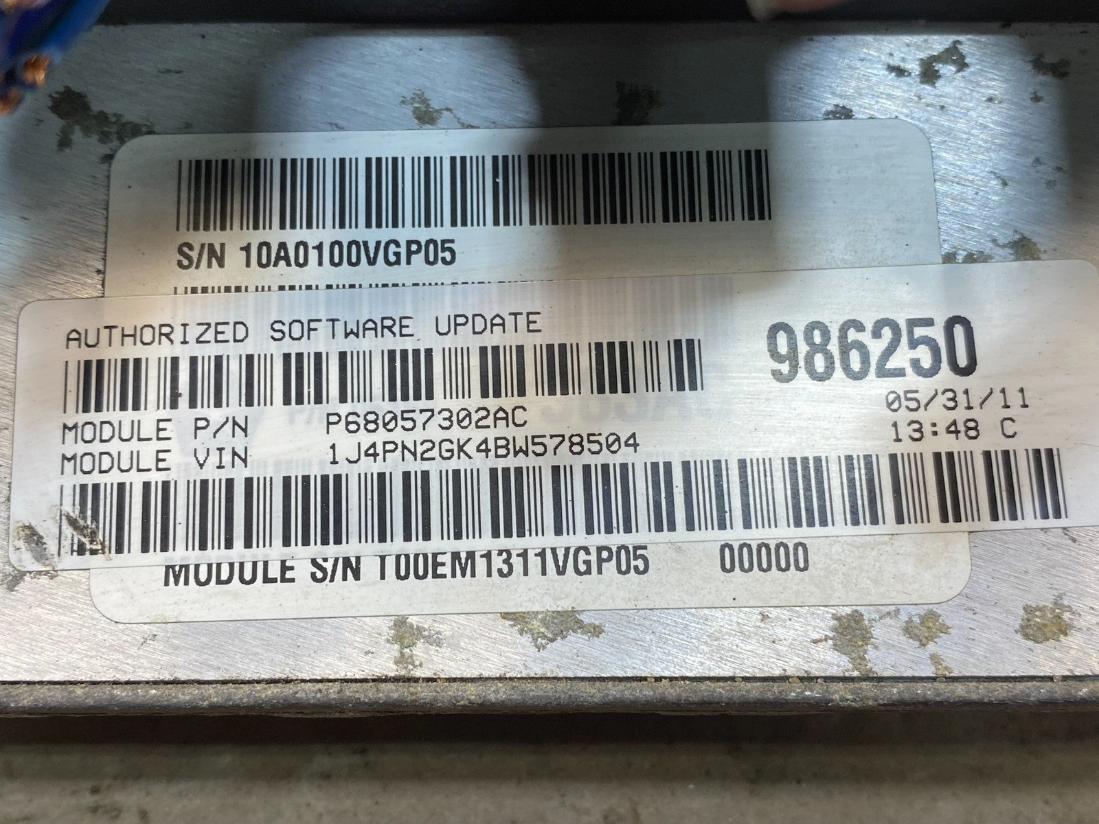 2011 Jeep Liberty 3.7L PCM ECM ECU Engine Control Module P68057302AC AD9462 DG2