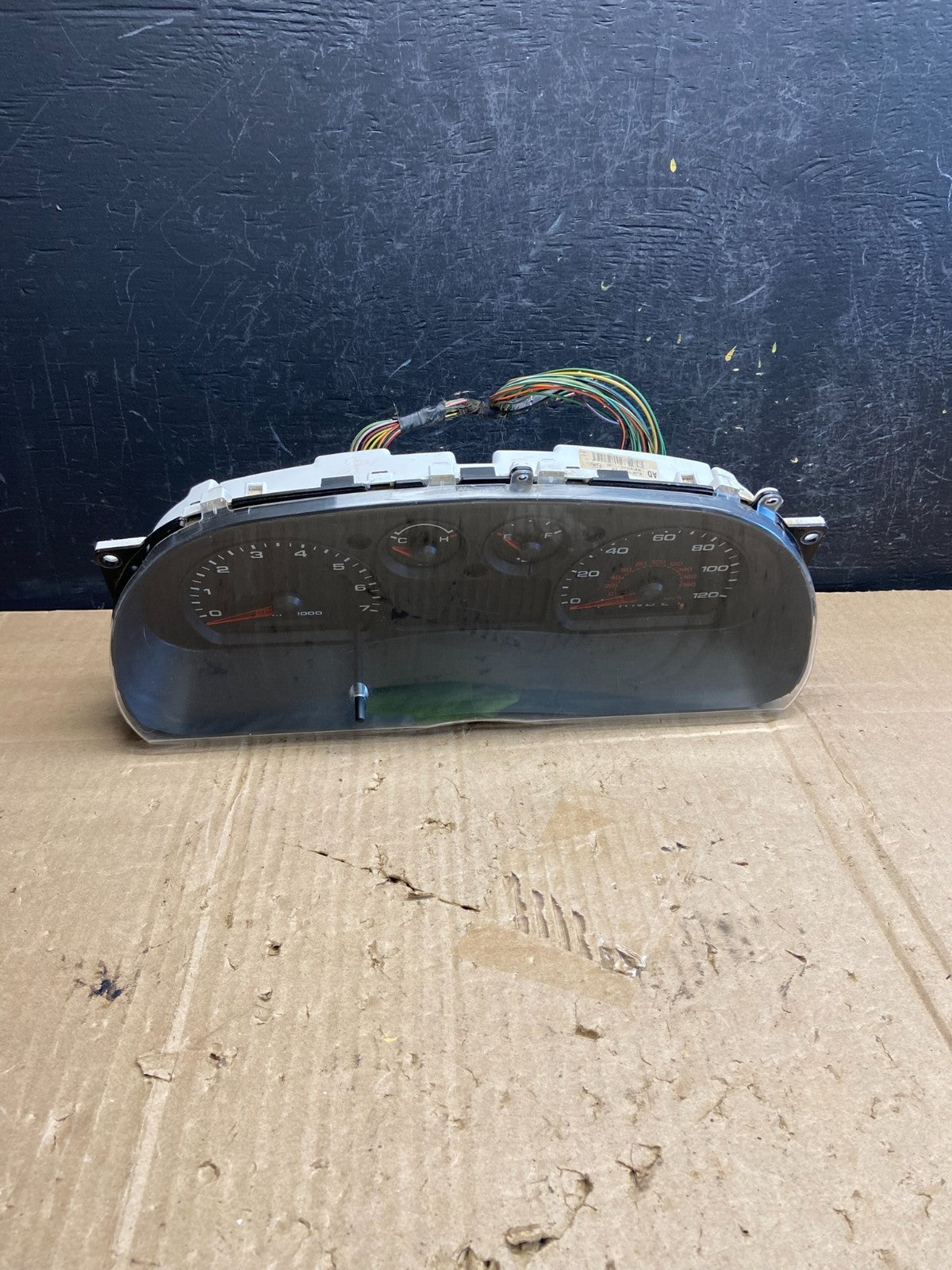 2010 2011 Ford Ranger Gauge Speedometer Cluster AE18750