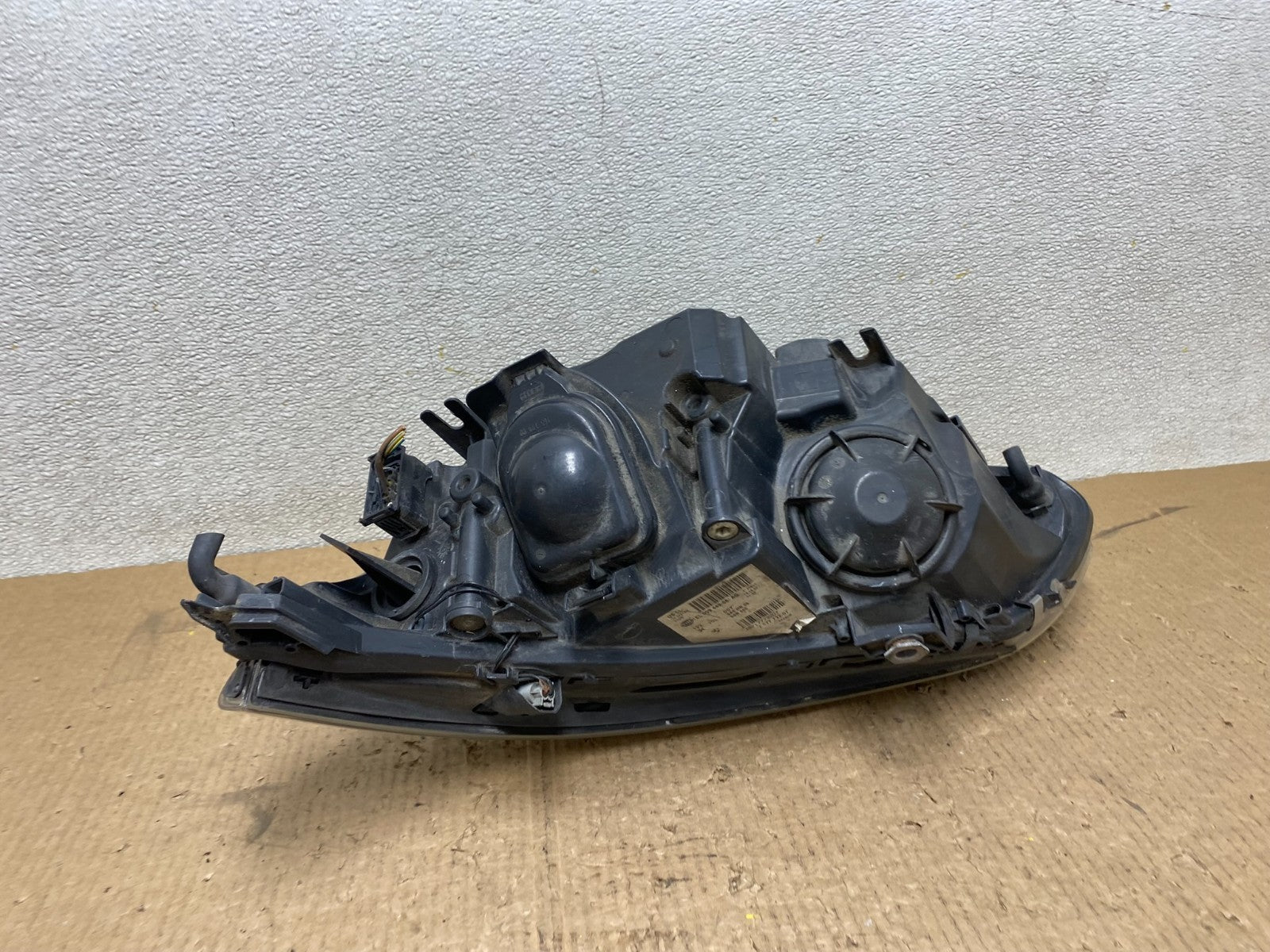 2008-2010 Bmw 5 Series 535I 550I Right Passenger Halogen Headlight W5393 DW6