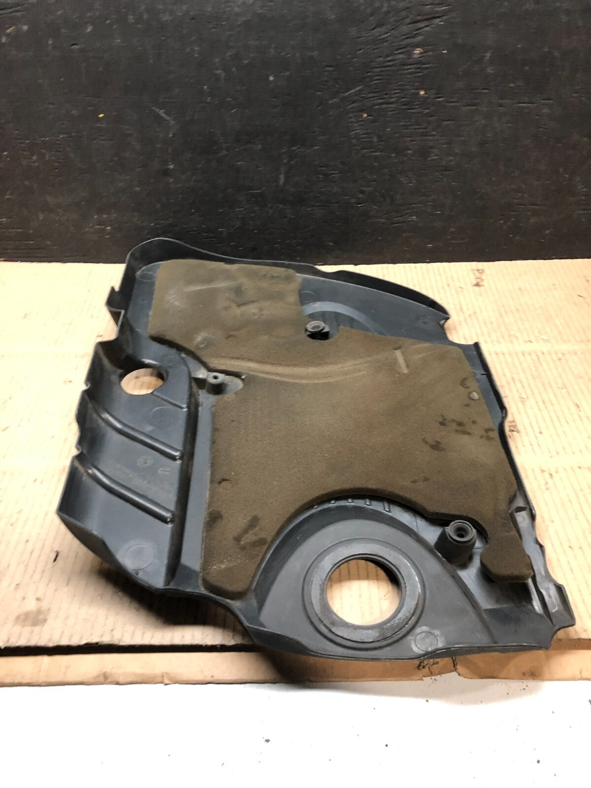 2006 2011 Chevrolet Impala V6 VVT Engine Cover Shield G5953 DG17