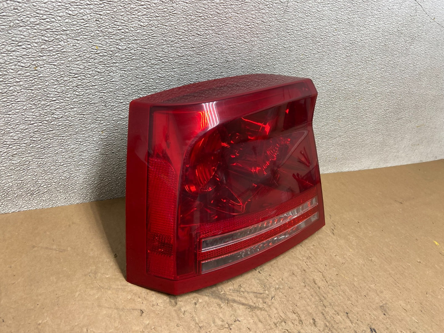 2006 2007 2008 Dodge Charger Tail Light Left Driver Lh Side Oem Z9369 DW2