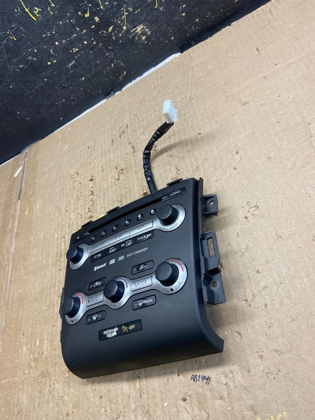 2009 2010 Nissan Maxima Radio Panel Climate Control Bezel Trim OEM ab5617 DG1