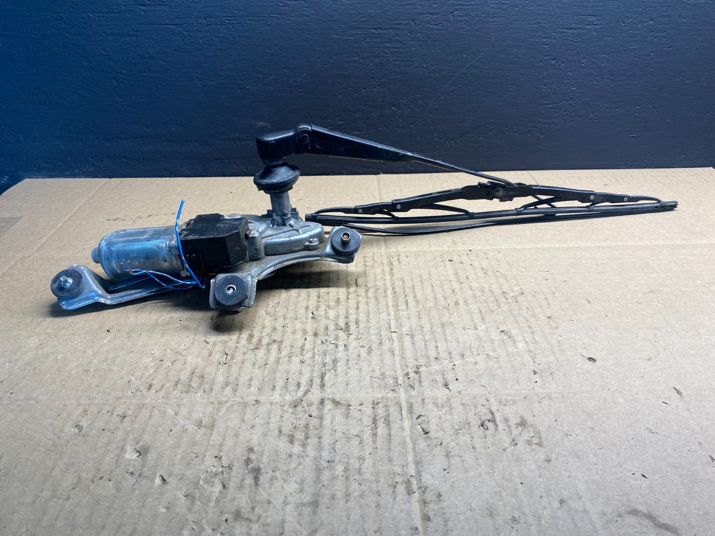 2011-2020 Toyota Sienna Rear Windshield Washer Wiper Motor ab4246 DG1
