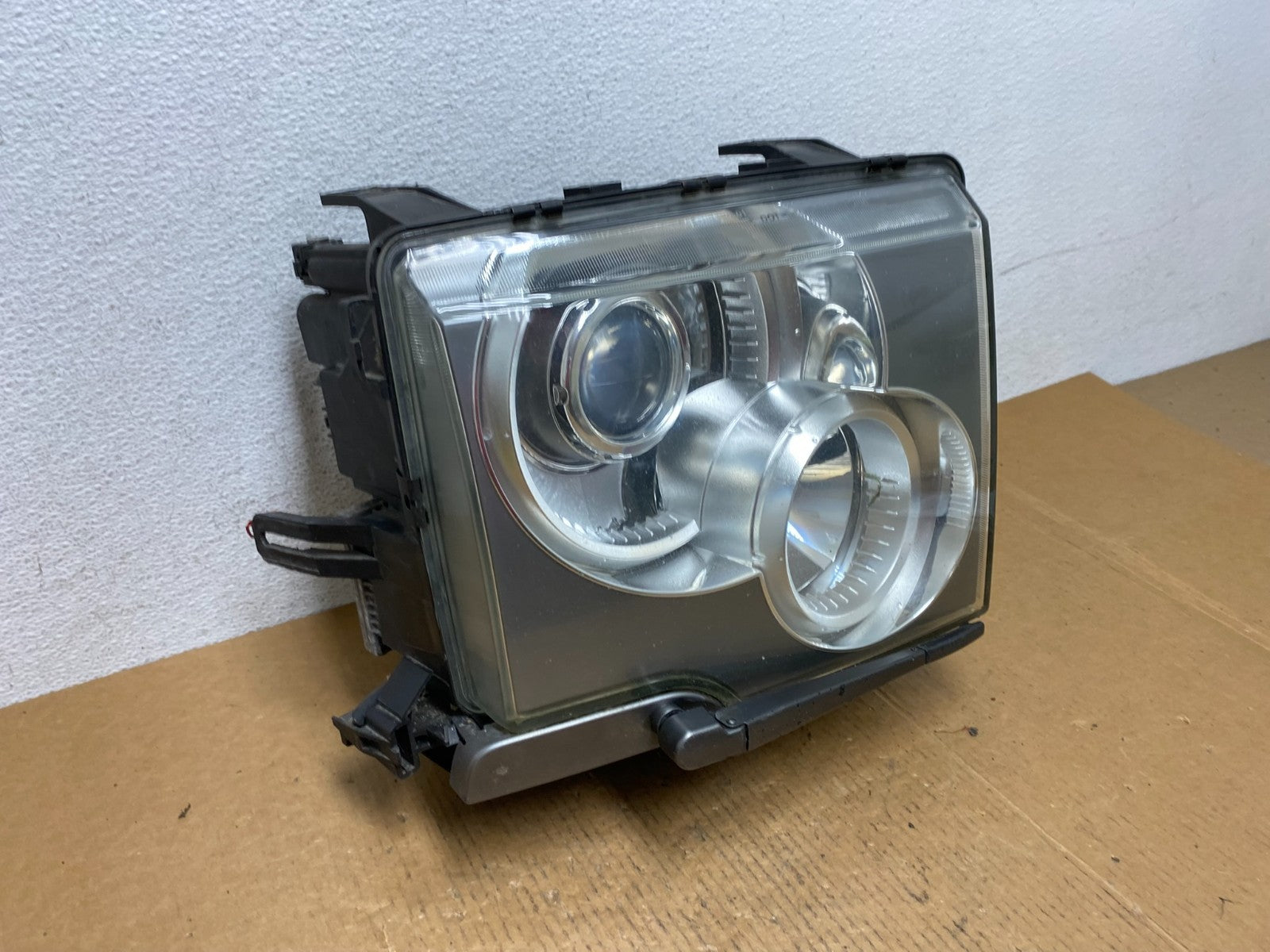 2003 - 2004 Land Rover Range Rover Right Passenger Headlight Xenon HID AE0585 DW2