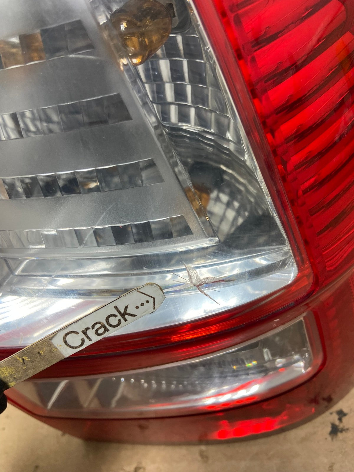 2007 - 2011 Honda Cr-v Crv Right Passenger Rh Side Tail Light AH8964 LK4